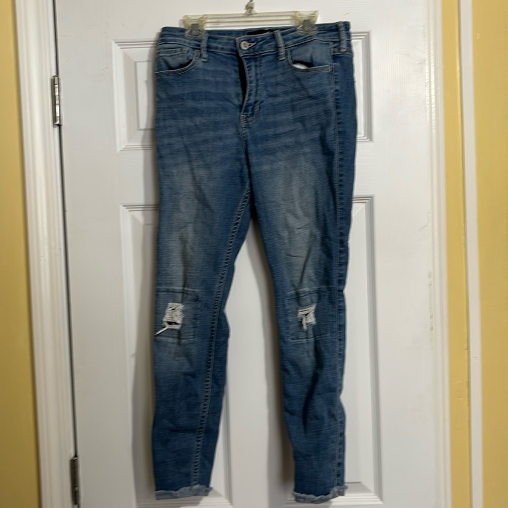Hollister high rise crop super skinny jeans